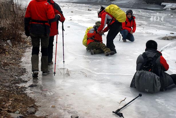 Can I Sue for Slip and Fall on Ice in Nevada?