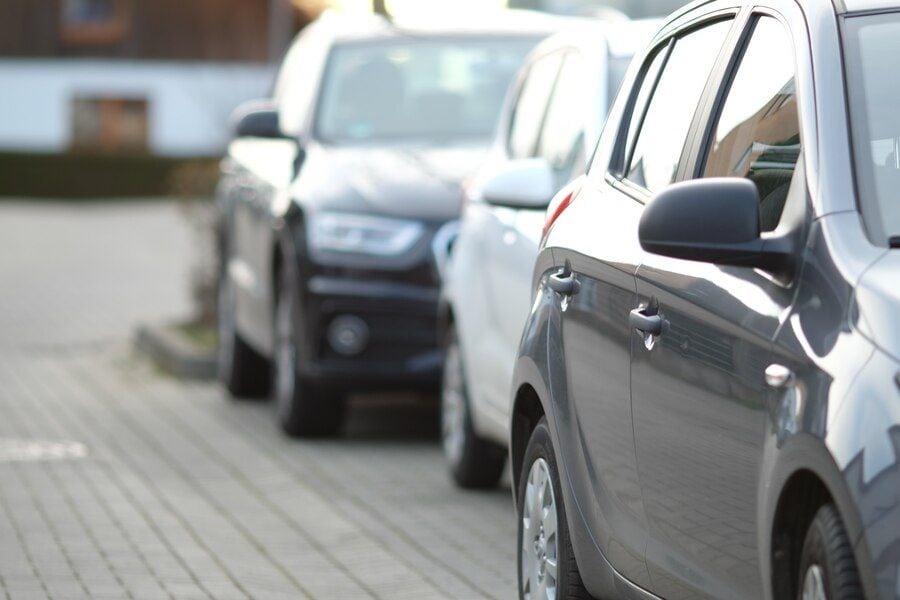 Chain Reaction Car Accident: Who’s at Fault?