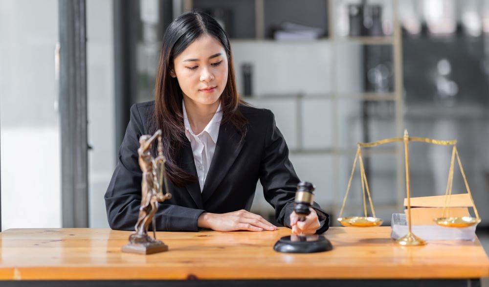 can i sue my hoa for selective enforcement