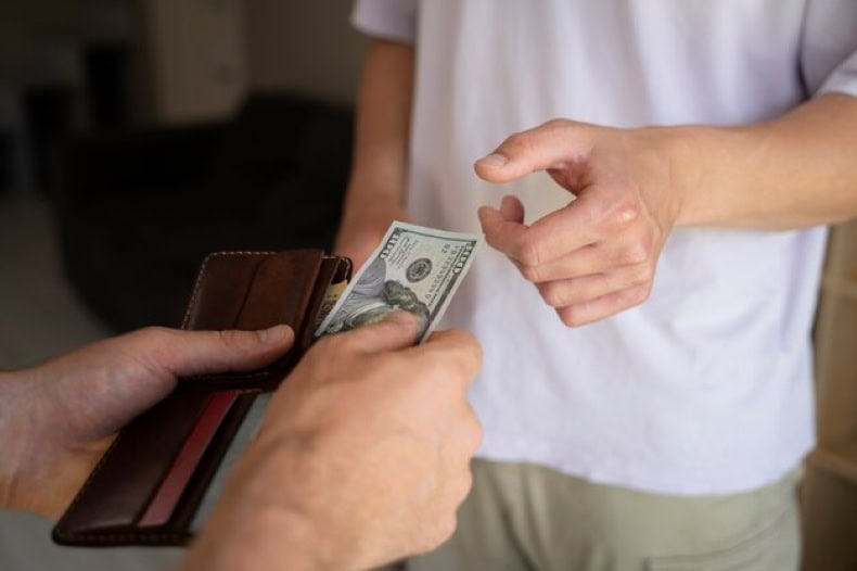 Is Tip Pooling Legal in California? Understanding the Ins and Outs